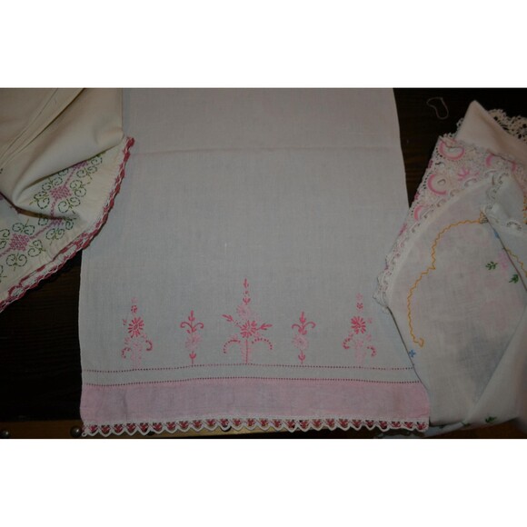 Vintage Doily Pink Cottage Rose Crochet Shabby Chic Collection........Six Pieces - Picture 2 of 7